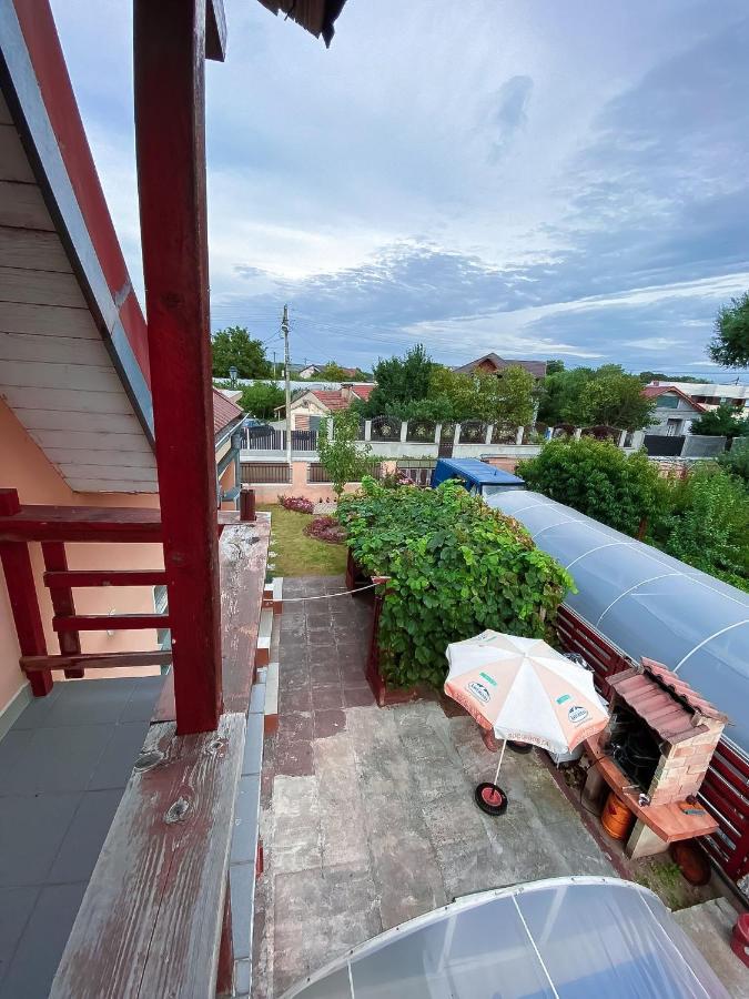Cosy Bedroom For 2 With Balcony In A Family Villa Turnu Magurele Екстер'єр фото
