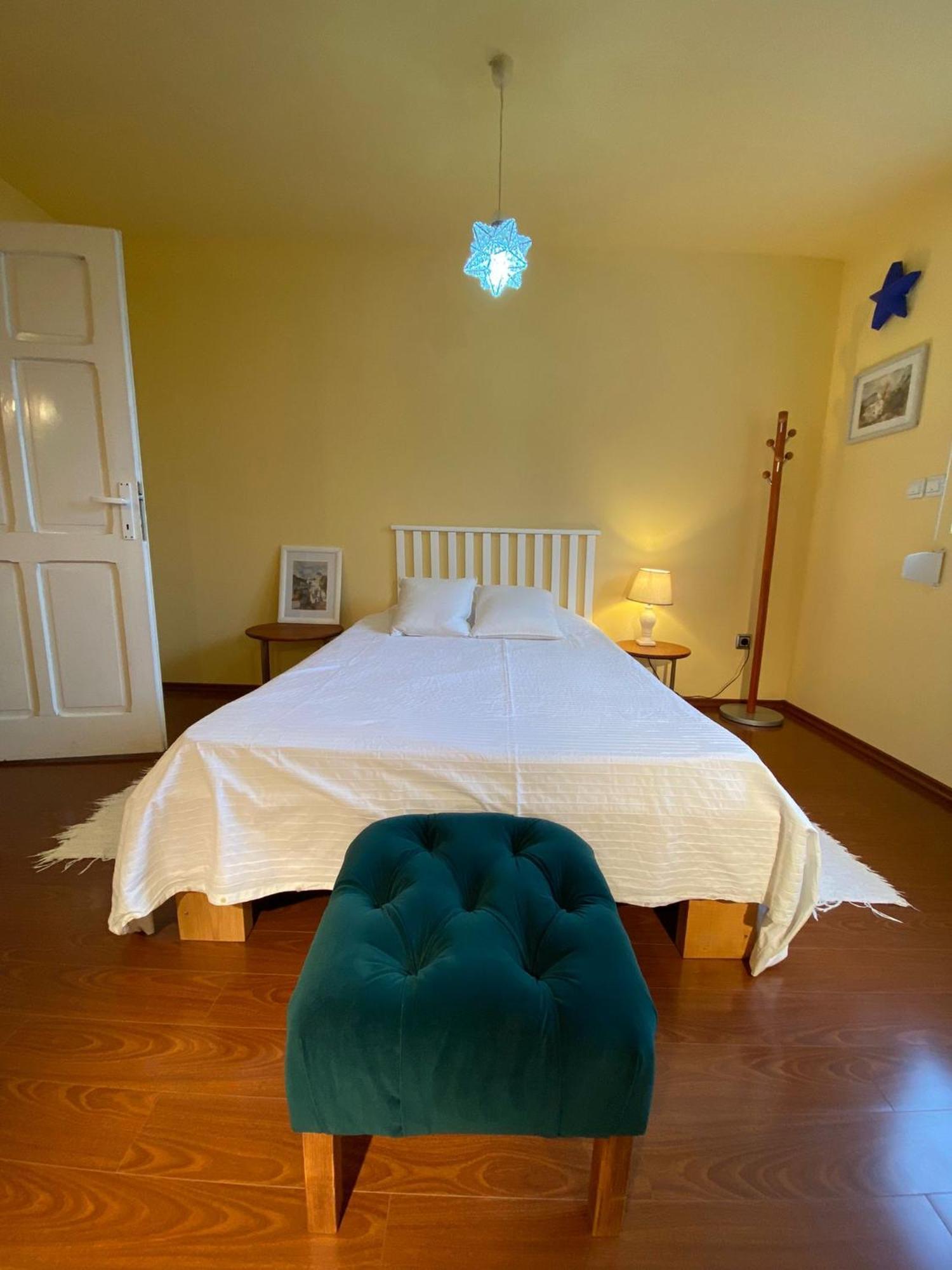 Cosy Bedroom For 2 With Balcony In A Family Villa Turnu Magurele Екстер'єр фото